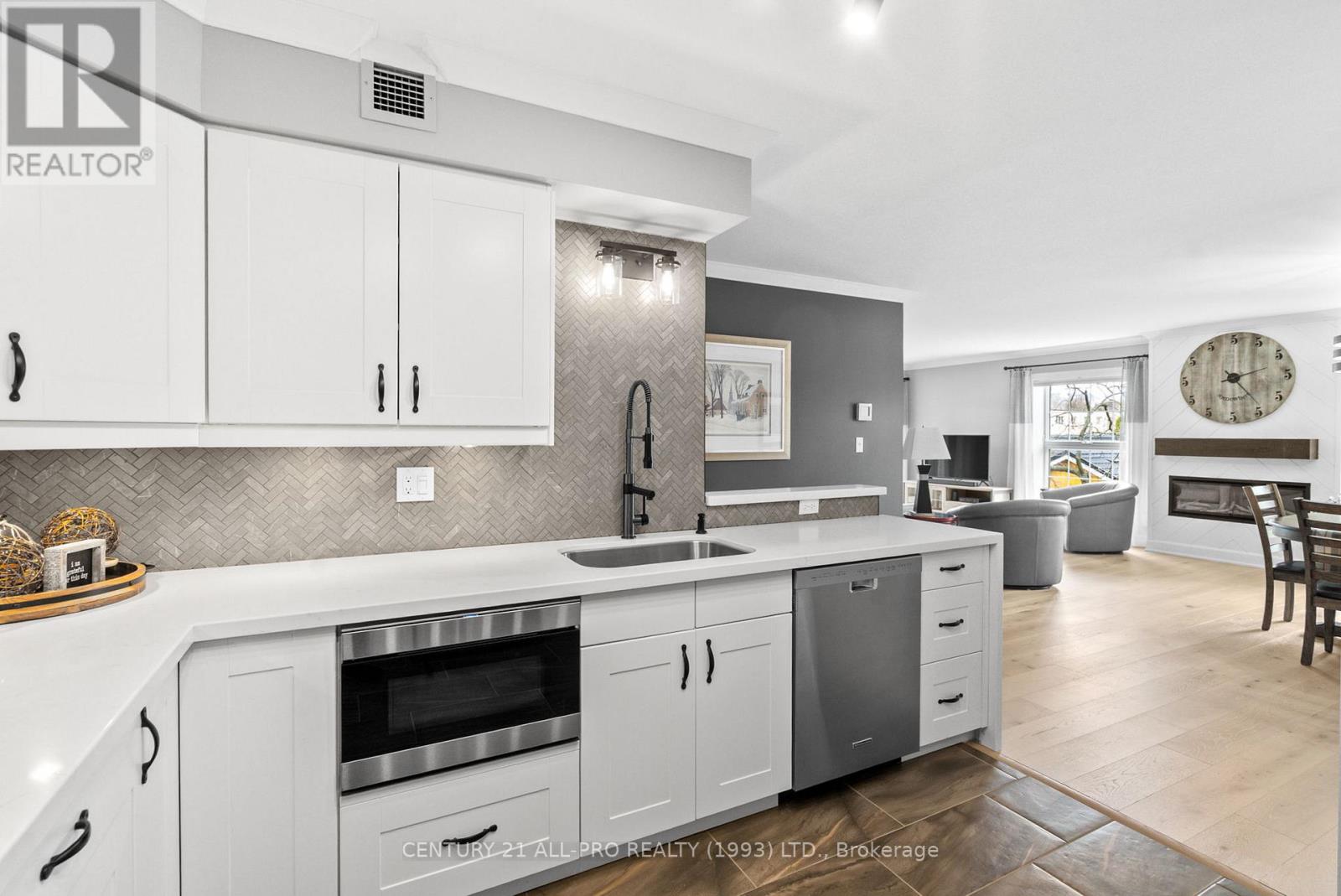 3c - 130 Queen Street, Cobourg, Ontario  K9A 1N2 - Photo 23 - X12495600