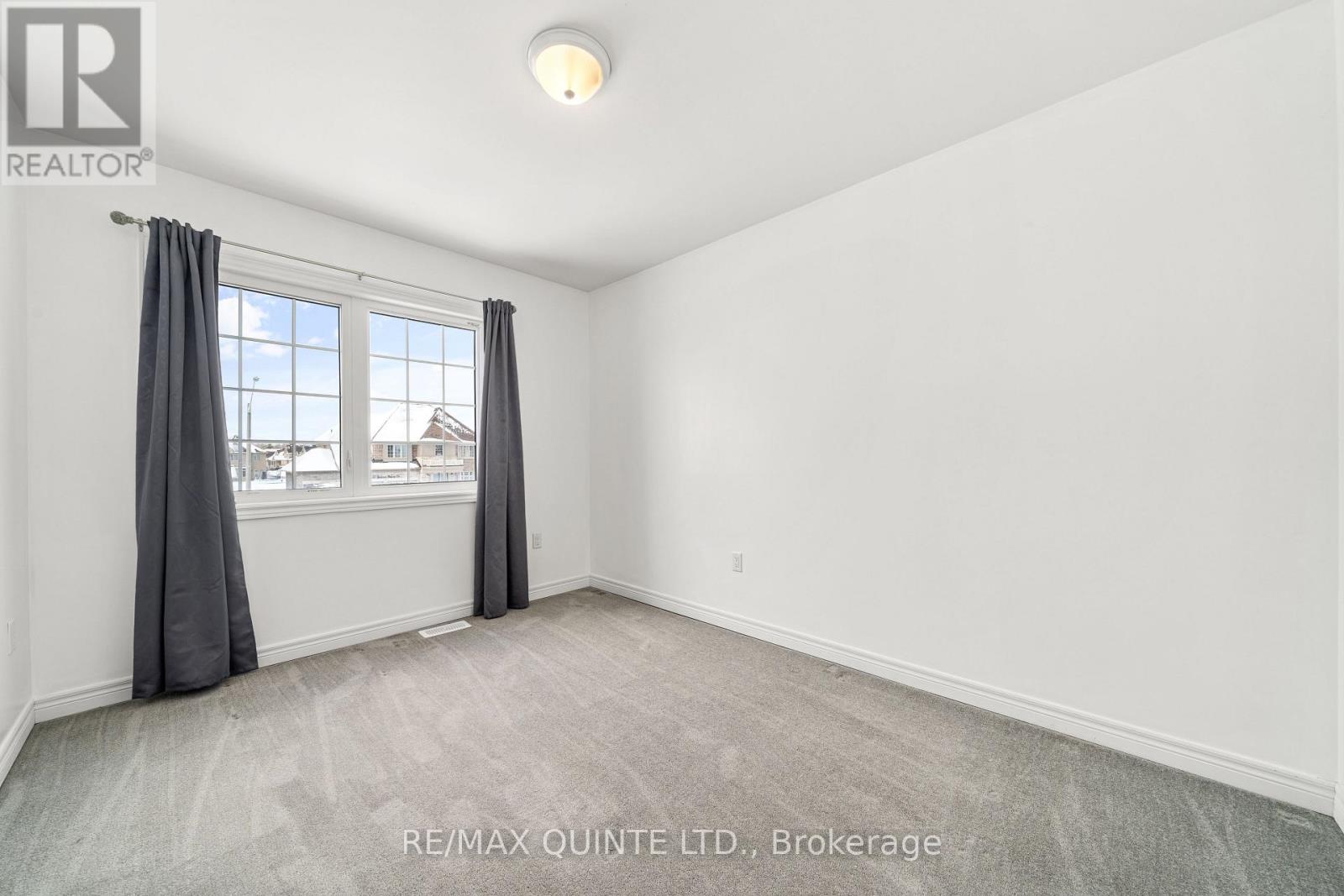 61 Summer Breeze Drive, Quinte West (Murray Ward), Ontario  K0K 1L0 - Photo 33 - X12495650