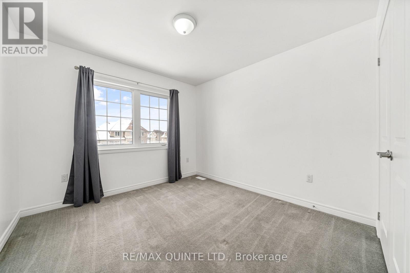 61 Summer Breeze Drive, Quinte West (Murray Ward), Ontario  K0K 1L0 - Photo 35 - X12495650