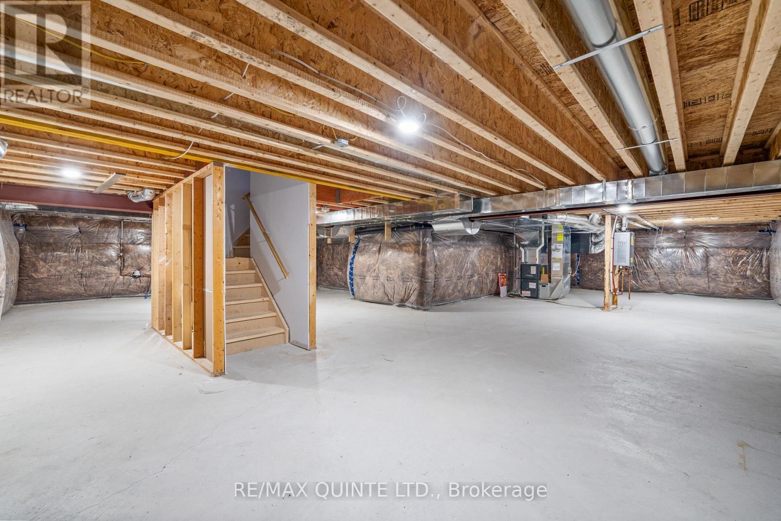 61 Summer Breeze Drive, Quinte West (Murray Ward), Ontario  K0K 1L0 - Photo 41 - X12495650