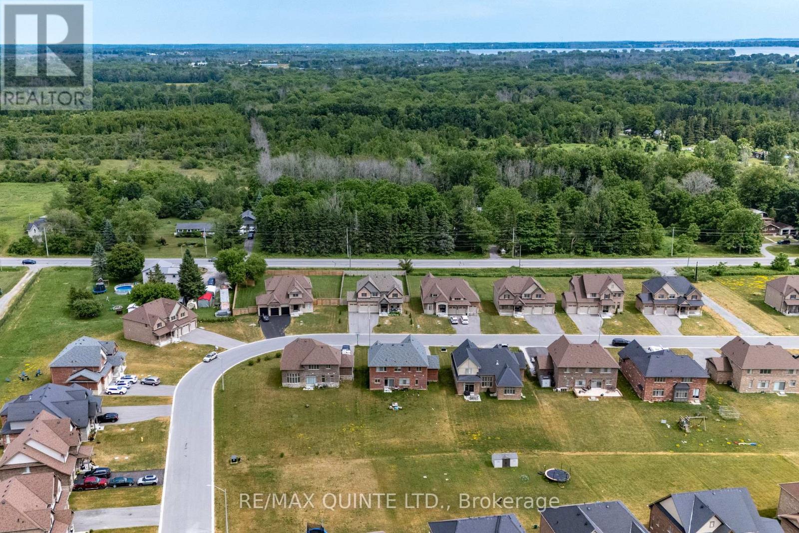 61 Summer Breeze Drive, Quinte West (Murray Ward), Ontario  K0K 1L0 - Photo 48 - X12495650