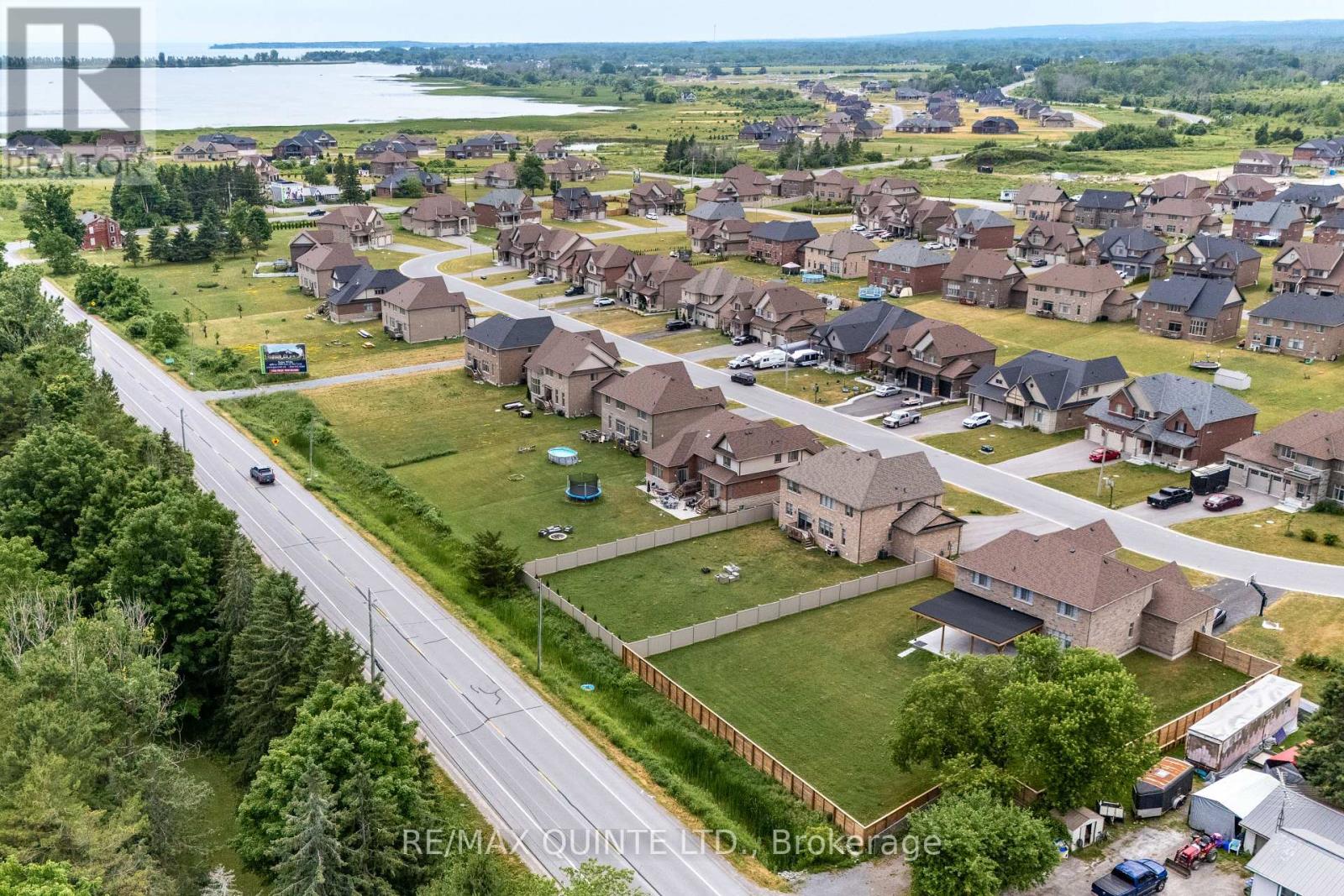 61 Summer Breeze Drive, Quinte West (Murray Ward), Ontario  K0K 1L0 - Photo 5 - X12495650