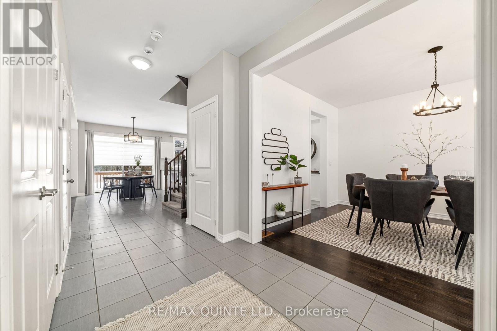 61 Summer Breeze Drive, Quinte West (Murray Ward), Ontario  K0K 1L0 - Photo 7 - X12495650