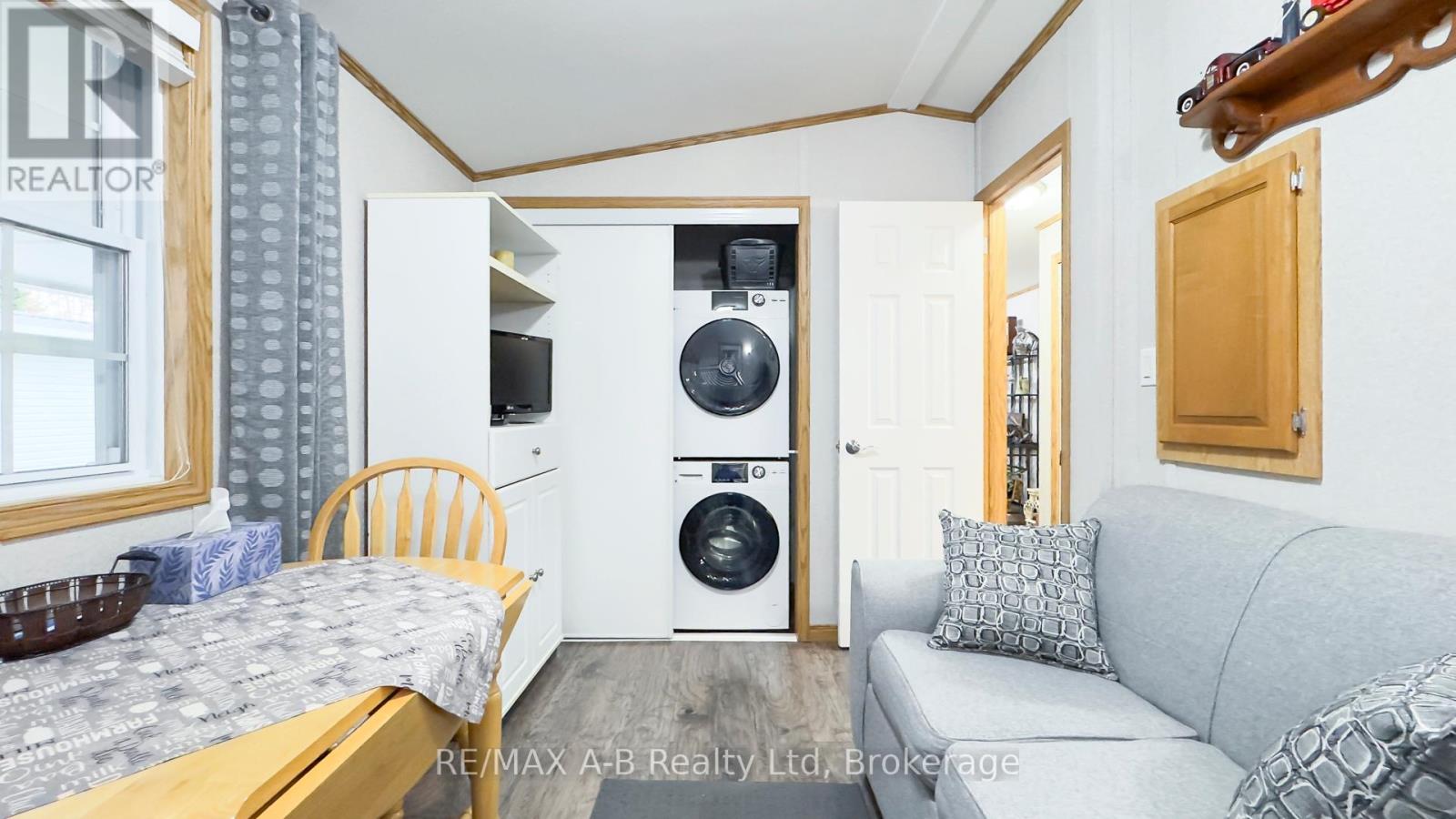 967 - 316489 31st Line, Zorra, Ontario  N0J 1J0 - Photo 28 - X12495442