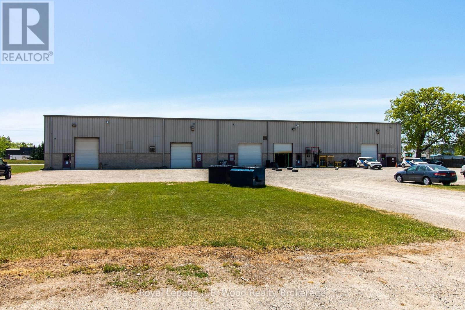 102 Spruce Street, Tillsonburg, Ontario  N4G 5V3 - Photo 5 - X12495542