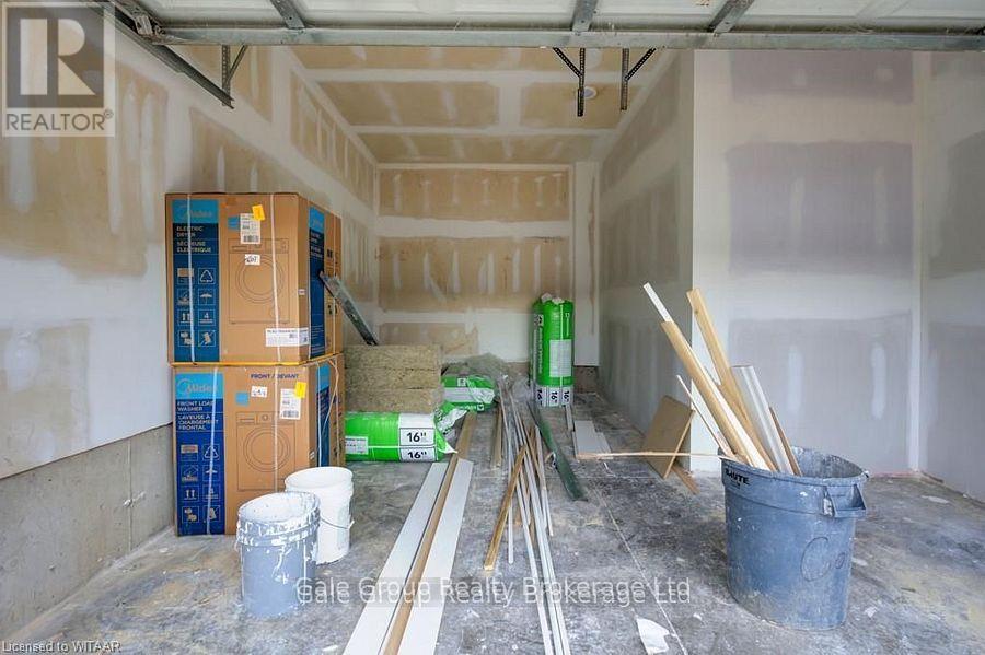 Basement Apartment - 246 Munnoch Boulevard, Woodstock, Ontario N4T 0A7 - Photo 3 - X12495642