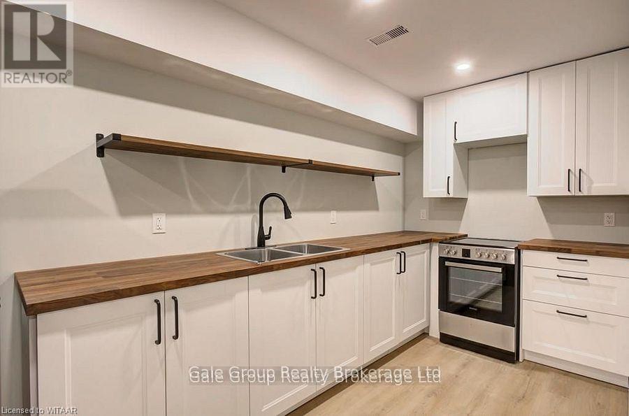 Basement Apartment - 246 Munnoch Boulevard, Woodstock, Ontario N4T 0A7 - Photo 6 - X12495642