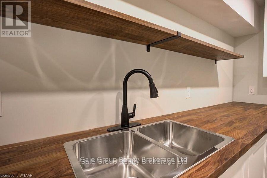 Basement Apartment - 246 Munnoch Boulevard, Woodstock, Ontario N4T 0A7 - Photo 8 - X12495642