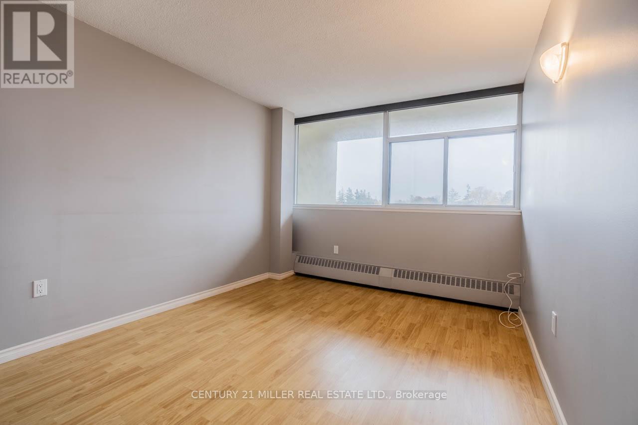 405 - 2301 Derry Road W, Mississauga, Ontario  L5N 2R4 - Photo 14 - W12495262