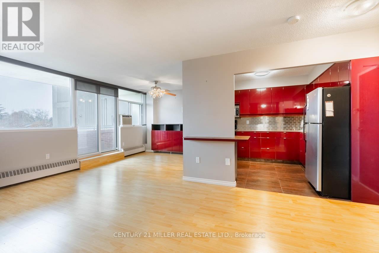 405 - 2301 Derry Road W, Mississauga, Ontario  L5N 2R4 - Photo 4 - W12495262