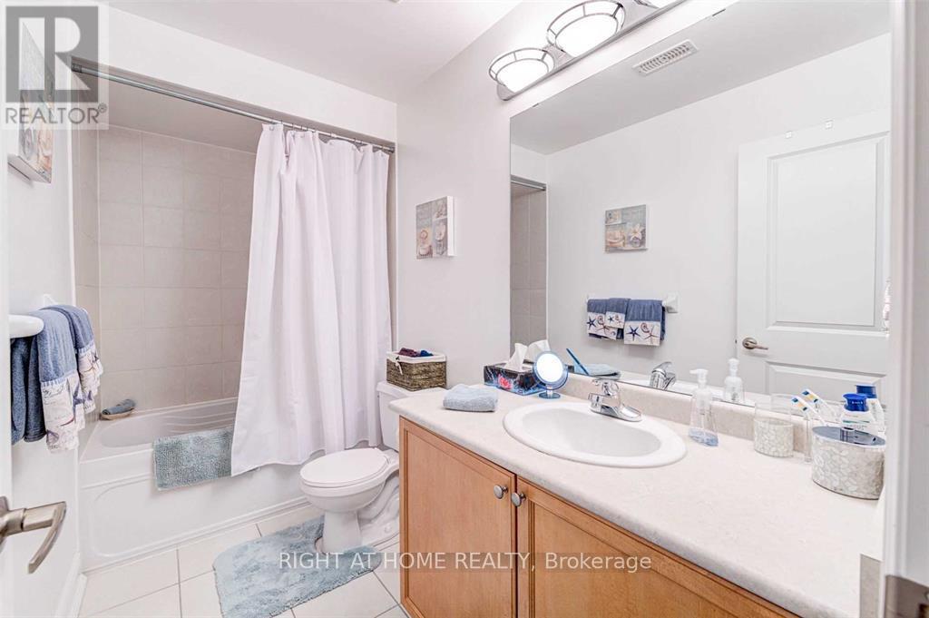 6 - 99 Brant Street, Oakville, Ontario  L6K 2Z5 - Photo 17 - W12495274