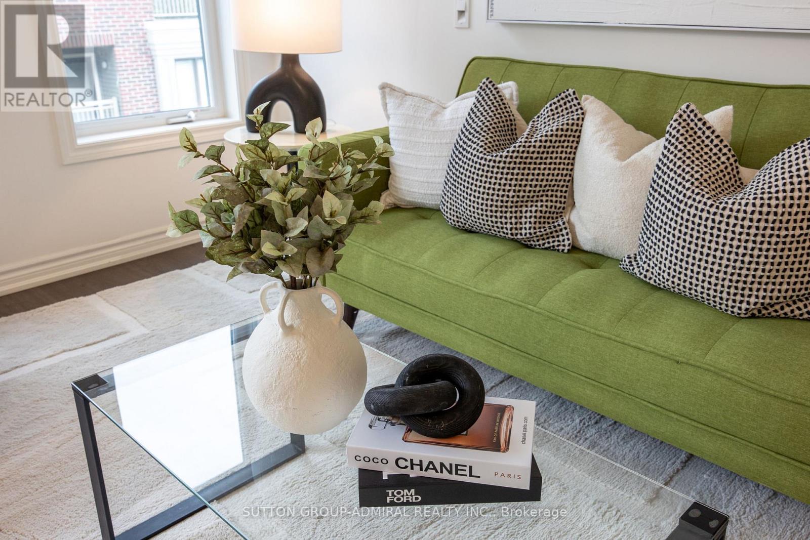 14 - 125 Long Branch Avenue, Toronto, Ontario  M8W 0A9 - Photo 7 - W12495276