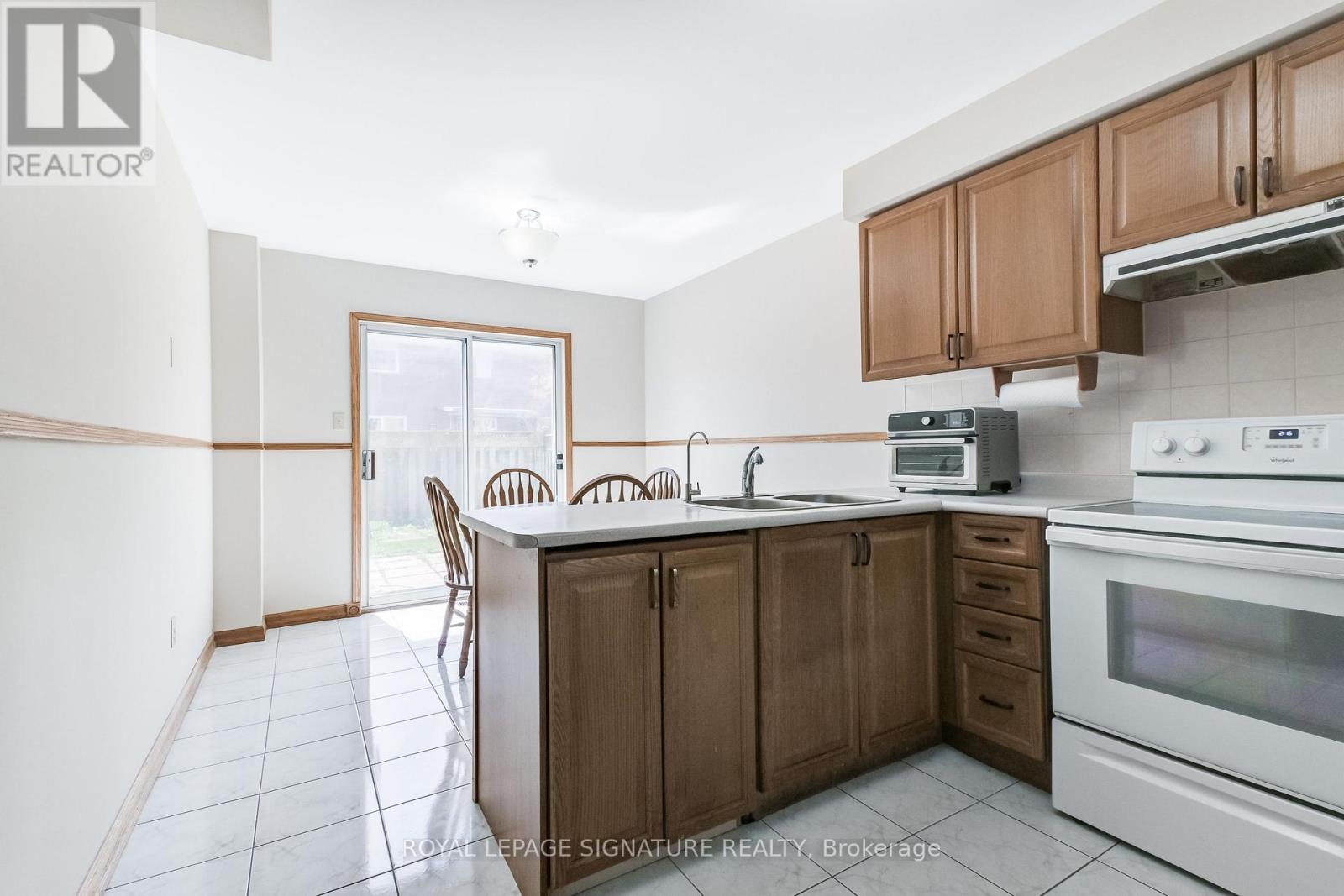 195 Howard Crescent, Orangeville, Ontario  L9W 4W5 - Photo 10 - W12495328