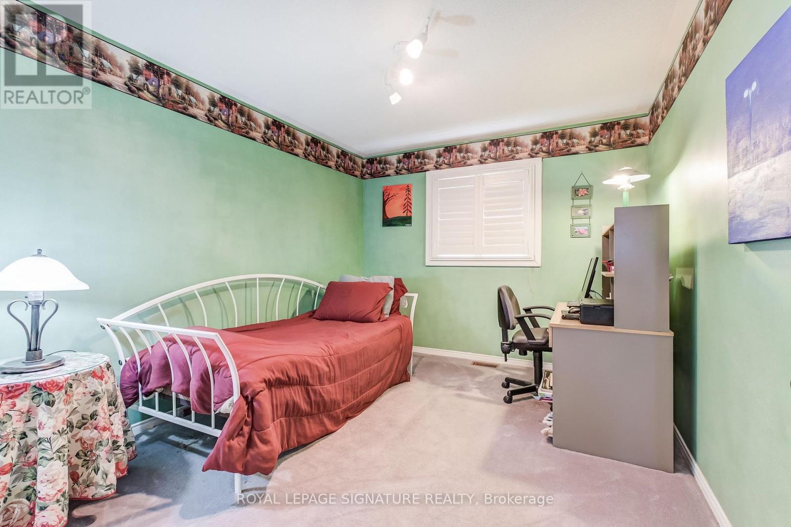 195 Howard Crescent, Orangeville, Ontario  L9W 4W5 - Photo 22 - W12495328