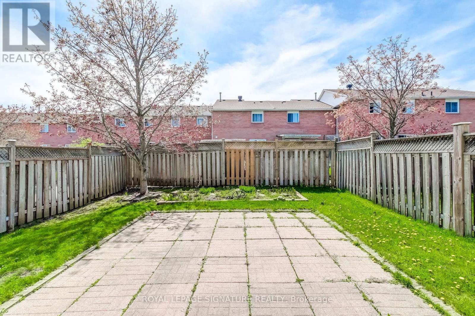 195 Howard Crescent, Orangeville, Ontario  L9W 4W5 - Photo 25 - W12495328