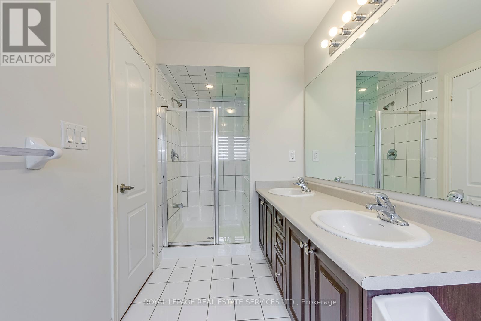 420 George Ryan Avenue, Oakville, Ontario  L6H 0S2 - Photo 23 - W12495346