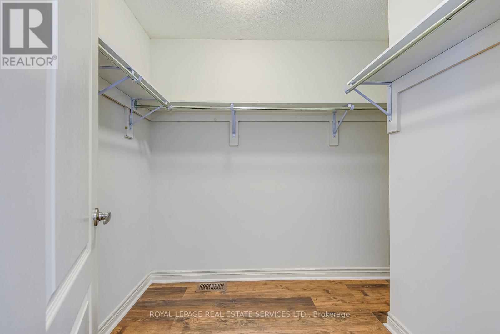 420 George Ryan Avenue, Oakville, Ontario  L6H 0S2 - Photo 25 - W12495346