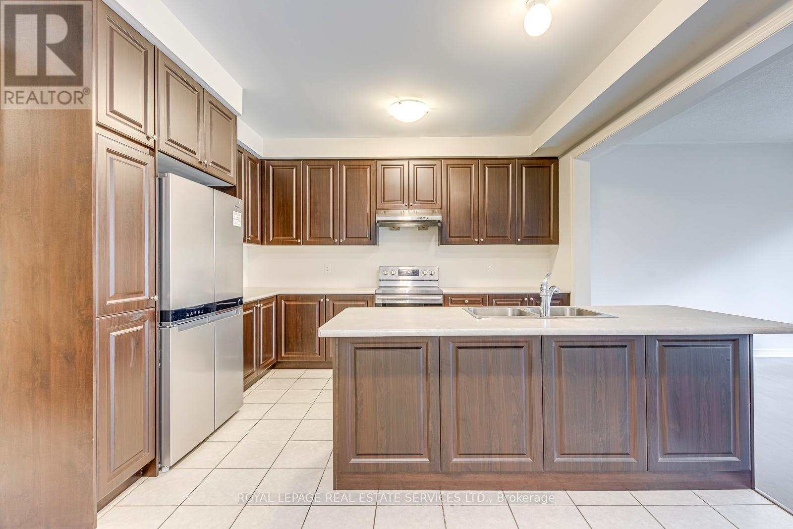 420 George Ryan Avenue, Oakville, Ontario  L6H 0S2 - Photo 8 - W12495346