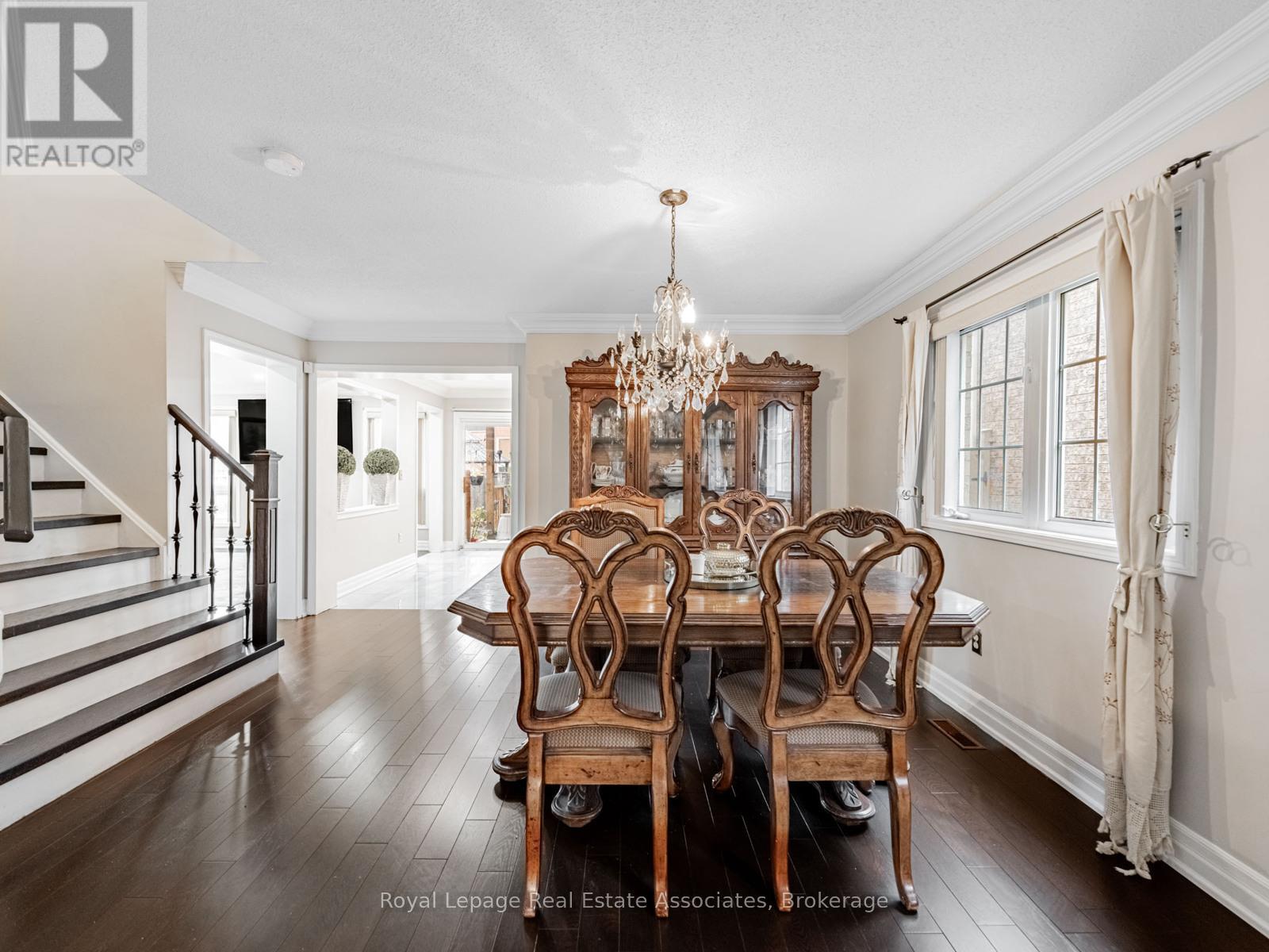 6214 Miriam Way, Mississauga (Lisgar), Ontario  L5N 8J6 - Photo 7 - W12495364