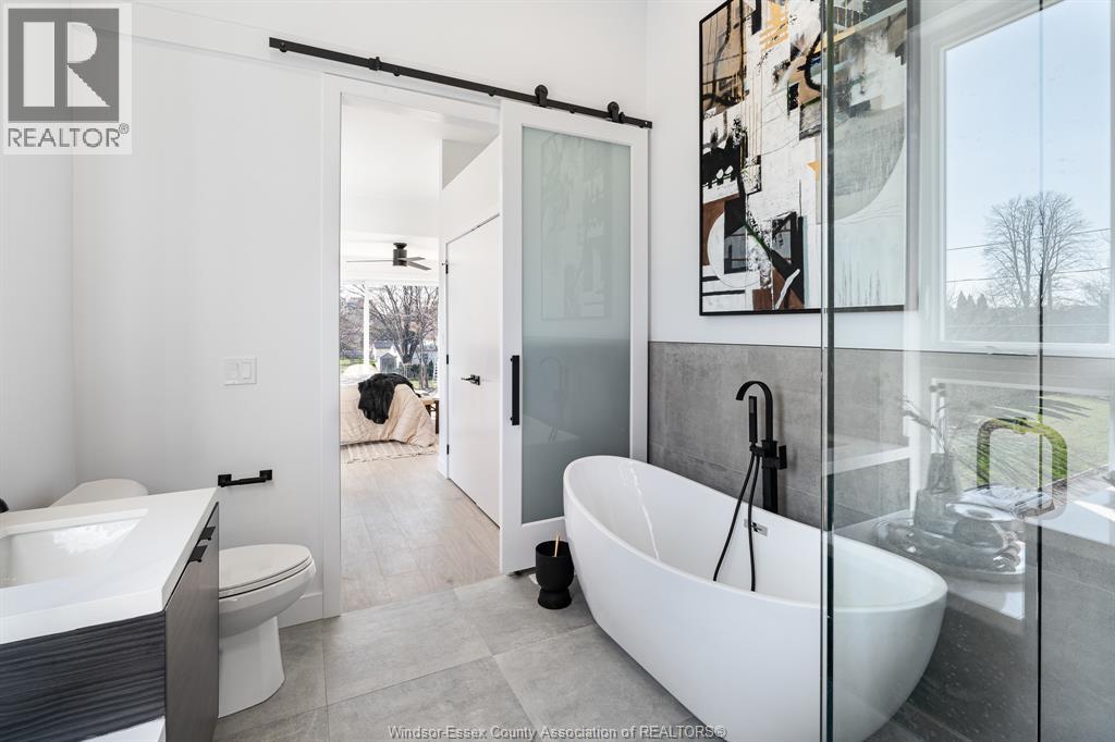 2035 Seneca Street, Windsor, Ontario  N8W 2Z9 - Photo 20 - 25027668