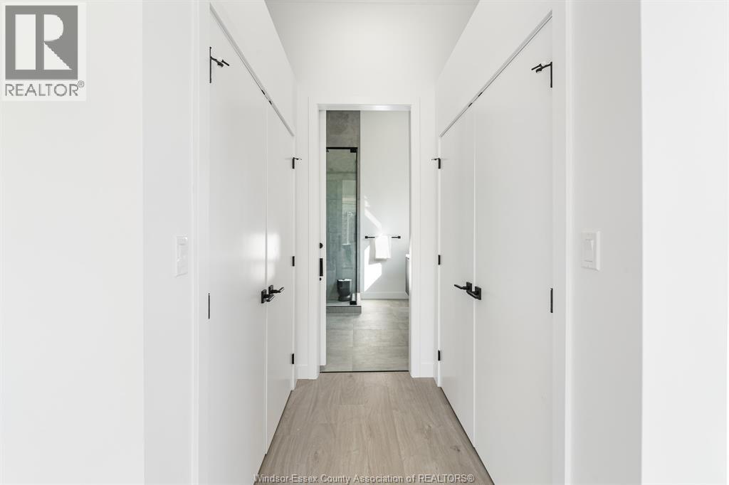 2035 Seneca Street, Windsor, Ontario  N8W 2Z9 - Photo 22 - 25027668