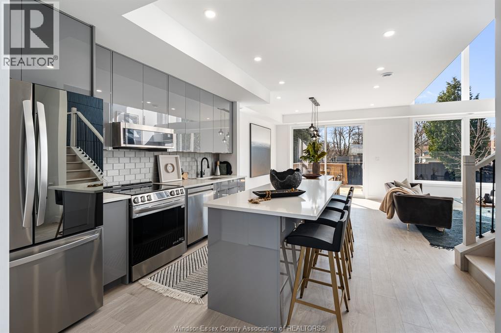 2035 Seneca Street, Windsor, Ontario  N8W 2Z9 - Photo 5 - 25027668