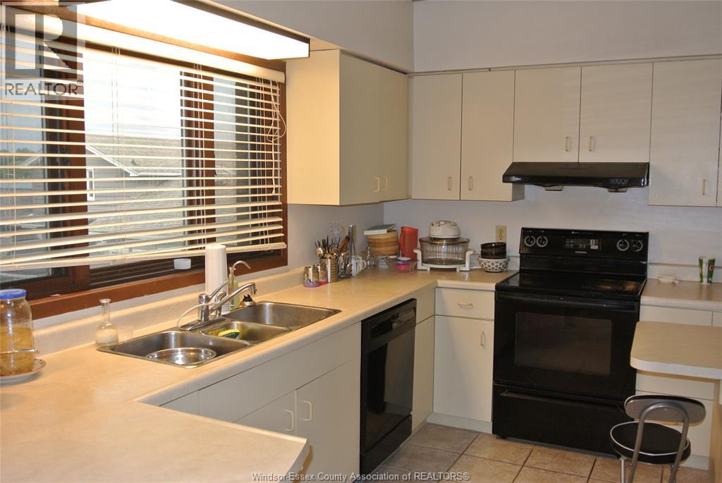 564 Dalhousie, Amherstburg, Ontario  N9V 2M3 - Photo 7 - 25027663