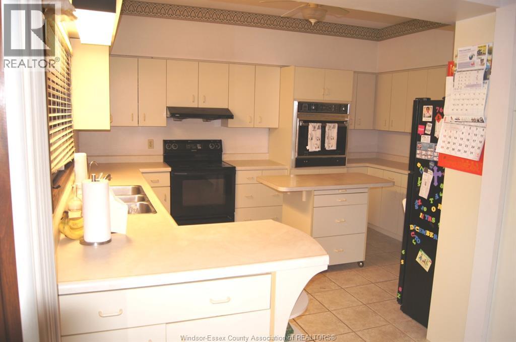 564 Dalhousie, Amherstburg, Ontario  N9V 2M3 - Photo 8 - 25027663