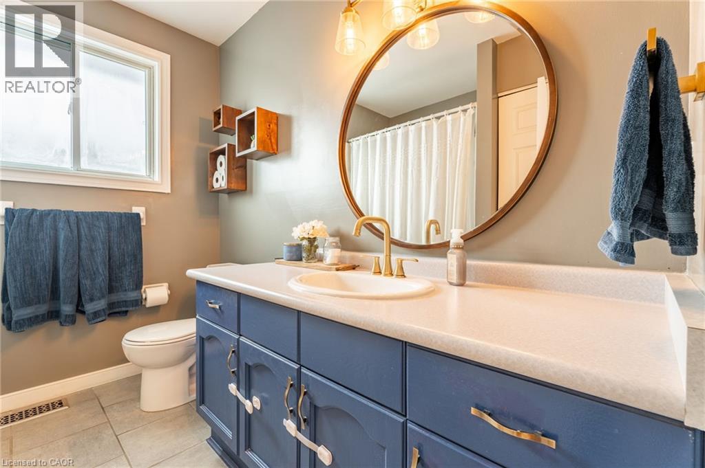 Photo 18 at 8 Digby Court, Brantford Photo 18 at 8 Digby Court, Brantford