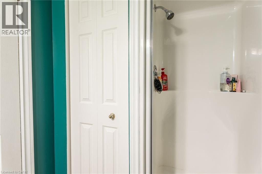 Photo 38 at 8 Digby Court, Brantford Photo 38 at 8 Digby Court, Brantford