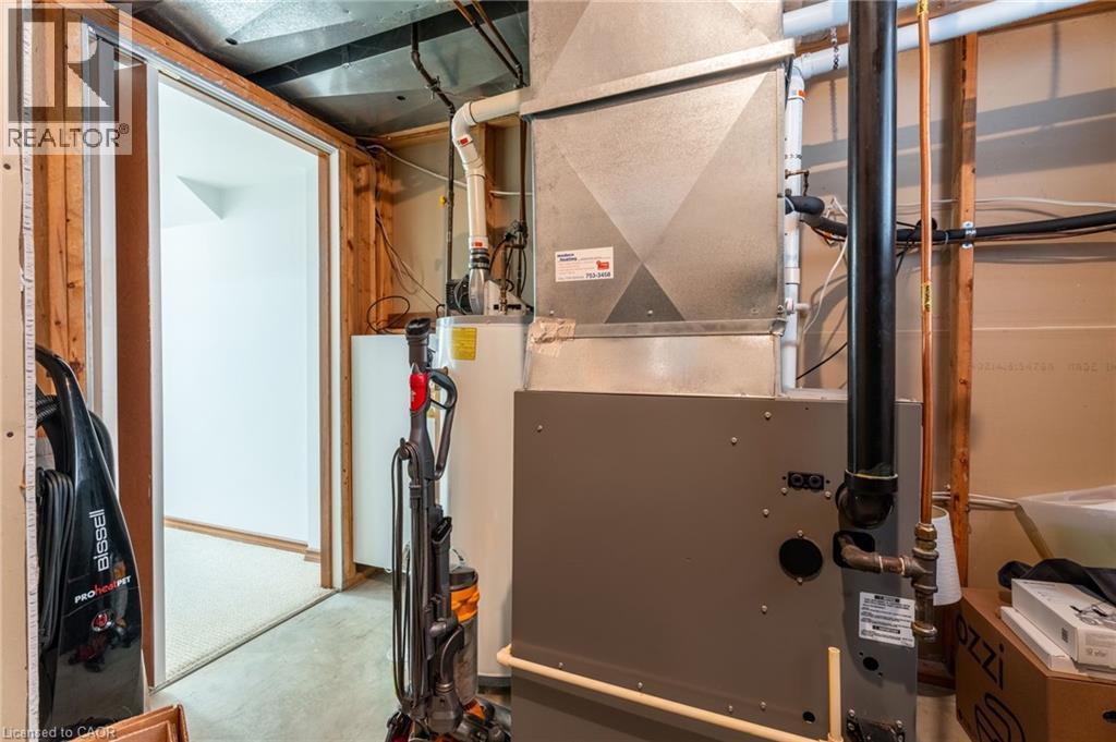 Photo 40 at 8 Digby Court, Brantford Photo 40 at 8 Digby Court, Brantford