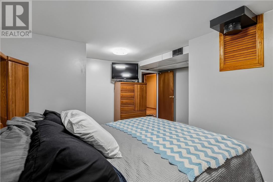 3673 Clarence Street, Val Caron, Ontario  P3N 1H4 - Photo 21 - 2125442