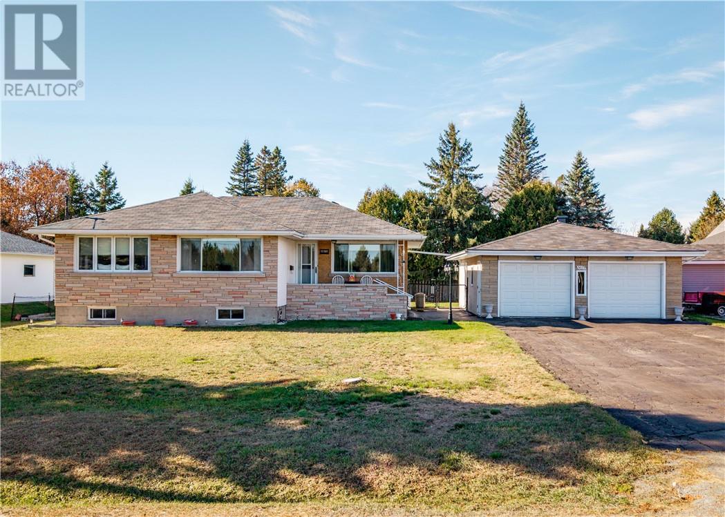 3673 Clarence Street, Val Caron, Ontario  P3N 1H4 - Photo 25 - 2125442