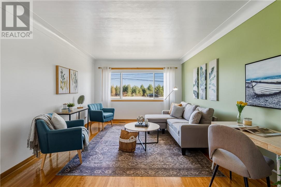 3673 Clarence Street, Val Caron, Ontario  P3N 1H4 - Photo 4 - 2125442