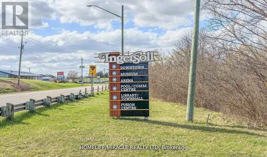 13 Brookfield Court, Ingersoll (Ingersoll - South), Ontario  N5C 0C4 - Photo 2 - X12495254