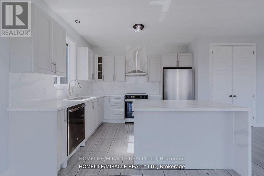 13 Brookfield Court, Ingersoll (Ingersoll - South), Ontario  N5C 0C4 - Photo 7 - X12495254