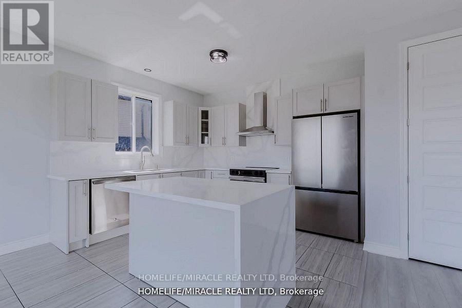 13 Brookfield Court, Ingersoll (Ingersoll - South), Ontario  N5C 0C4 - Photo 8 - X12495254