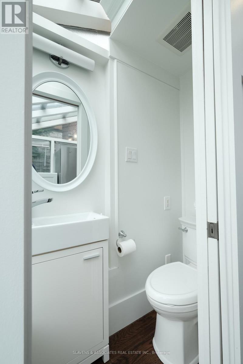 456 Roehampton Avenue, Toronto, Ontario  M4P 1S4 - Photo 6 - C12495412