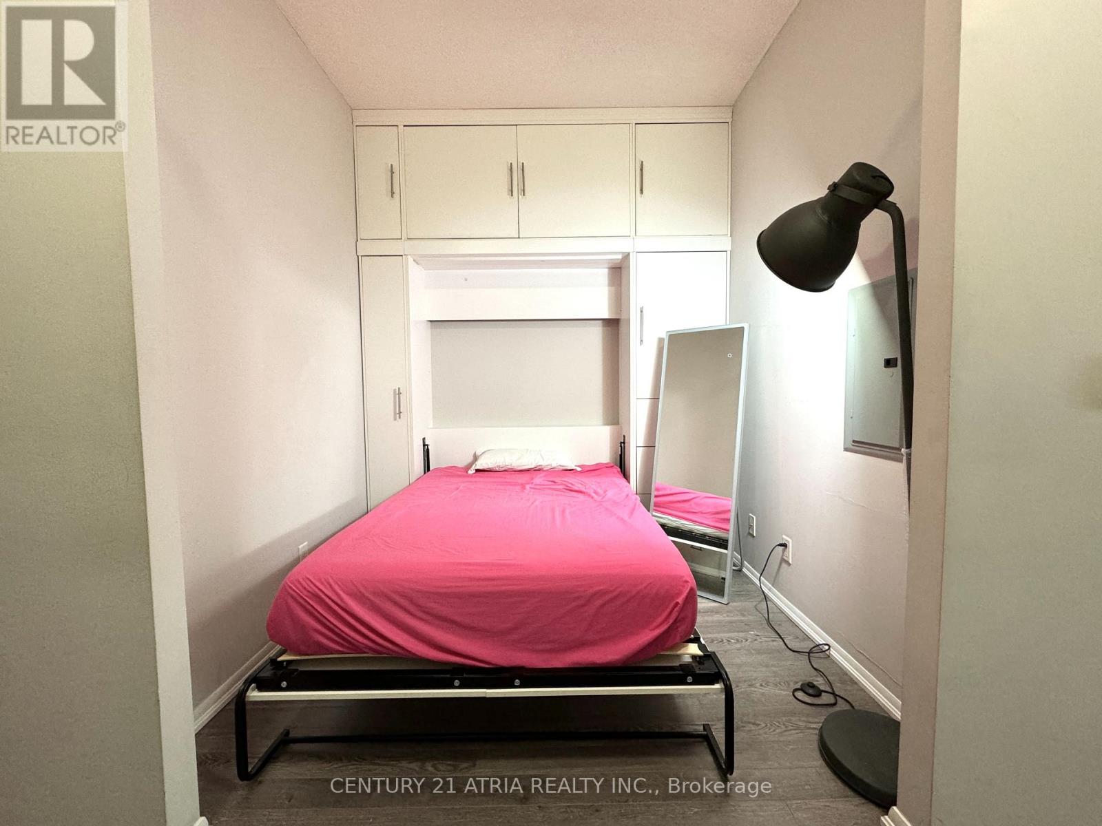 607 - 18 Yonge Street E, Toronto, Ontario  M5E 1Z8 - Photo 10 - C12495414