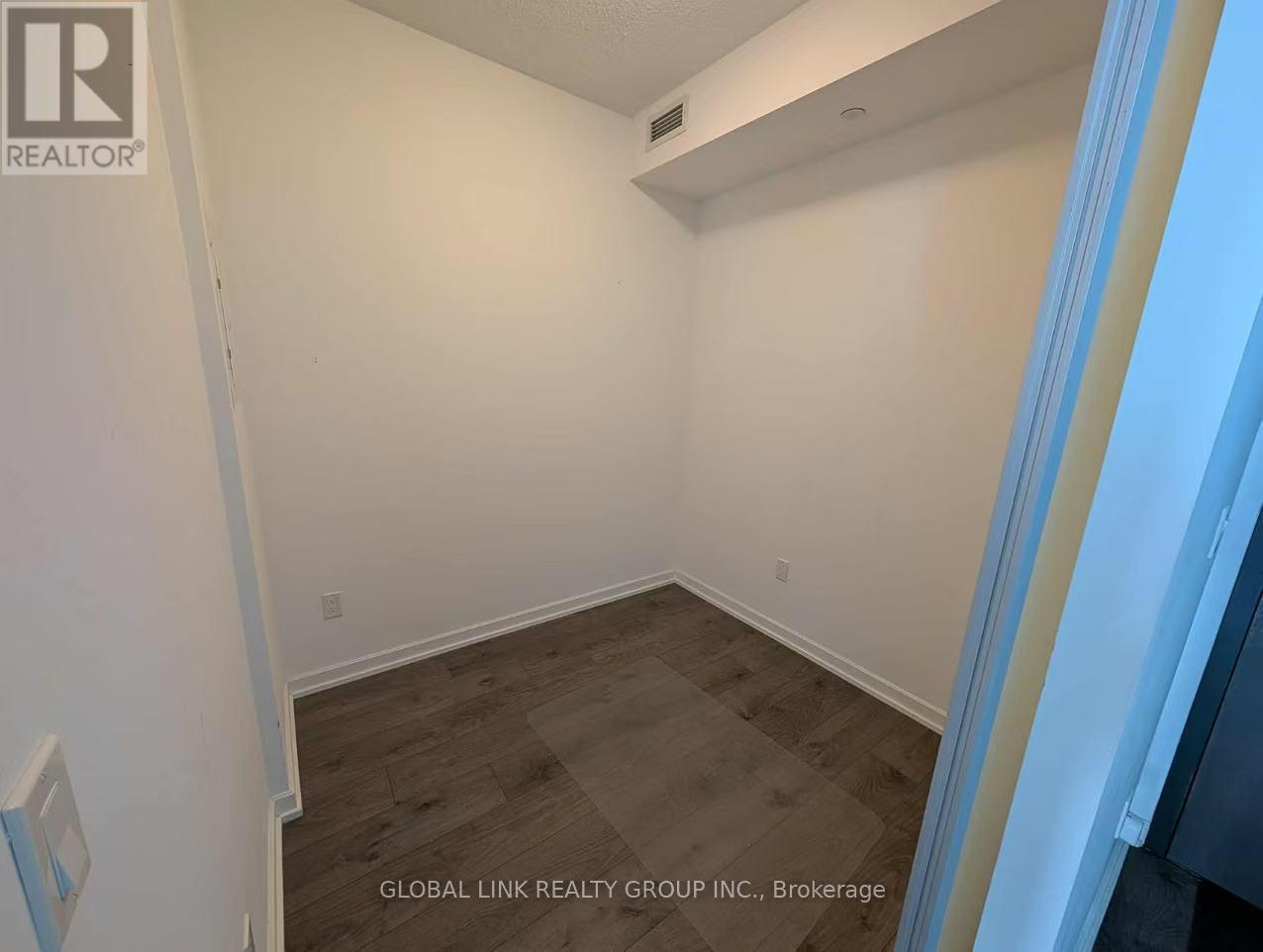 803 - 50 Forest Manor Road, Toronto, Ontario  M2J 1M6 - Photo 5 - C12495508