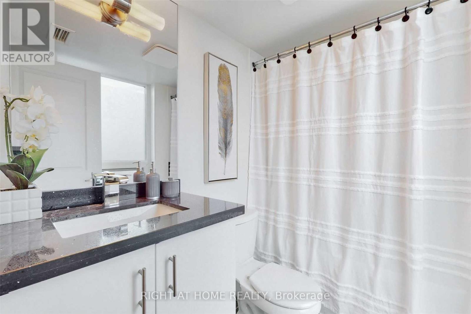 2215 - 17 Anndale Drive, Toronto, Ontario  M2N 2W7 - Photo 17 - C12495624