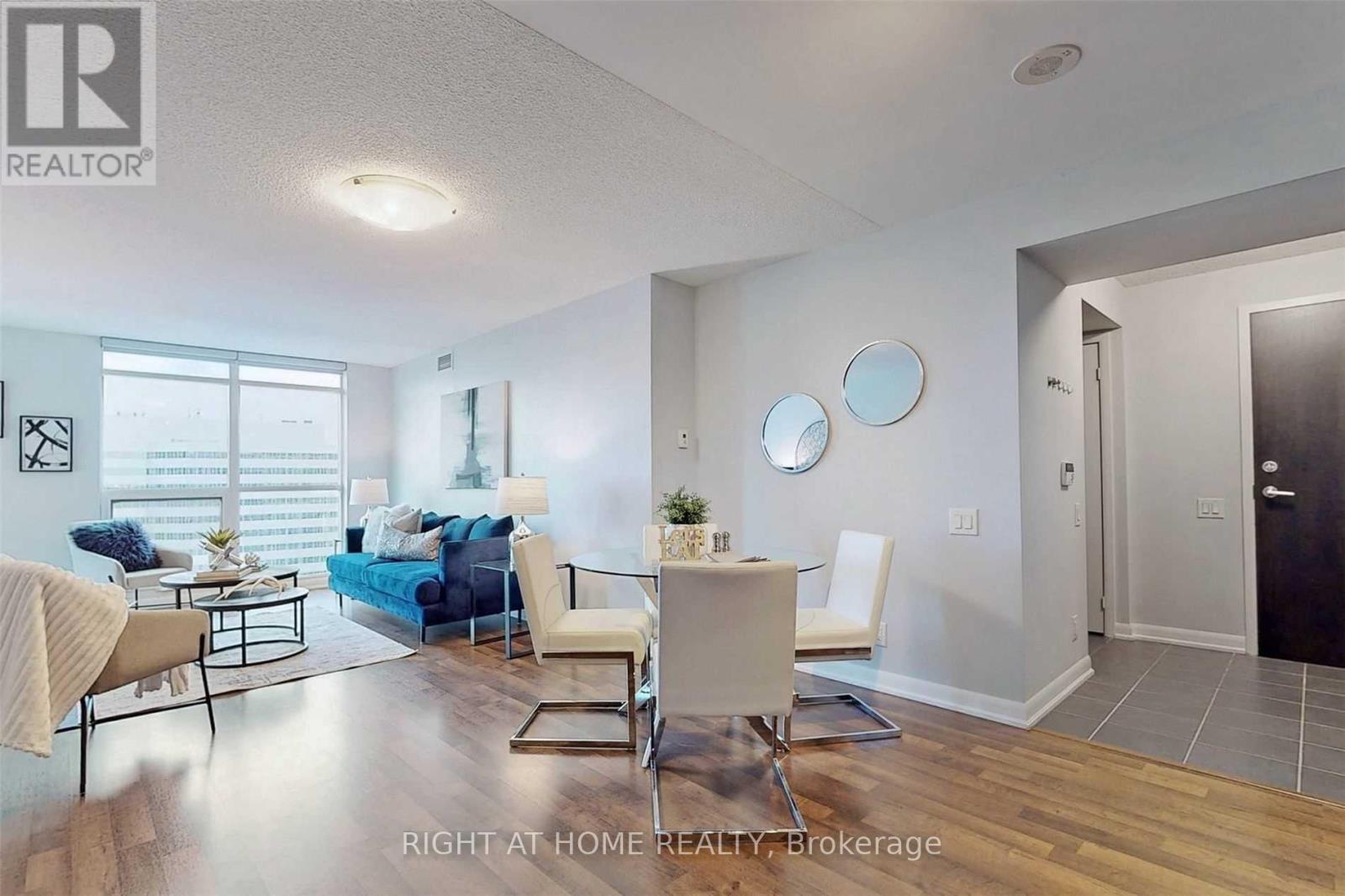 2215 - 17 Anndale Drive, Toronto, Ontario  M2N 2W7 - Photo 6 - C12495624