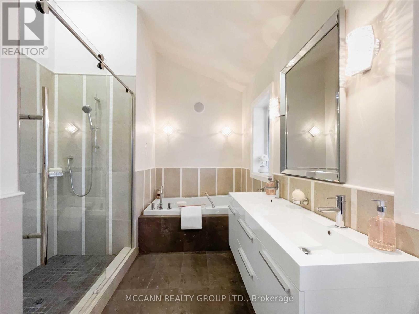 68 Whittaker Crescent, Toronto, Ontario  M2K 1K8 - Photo 21 - C12495640