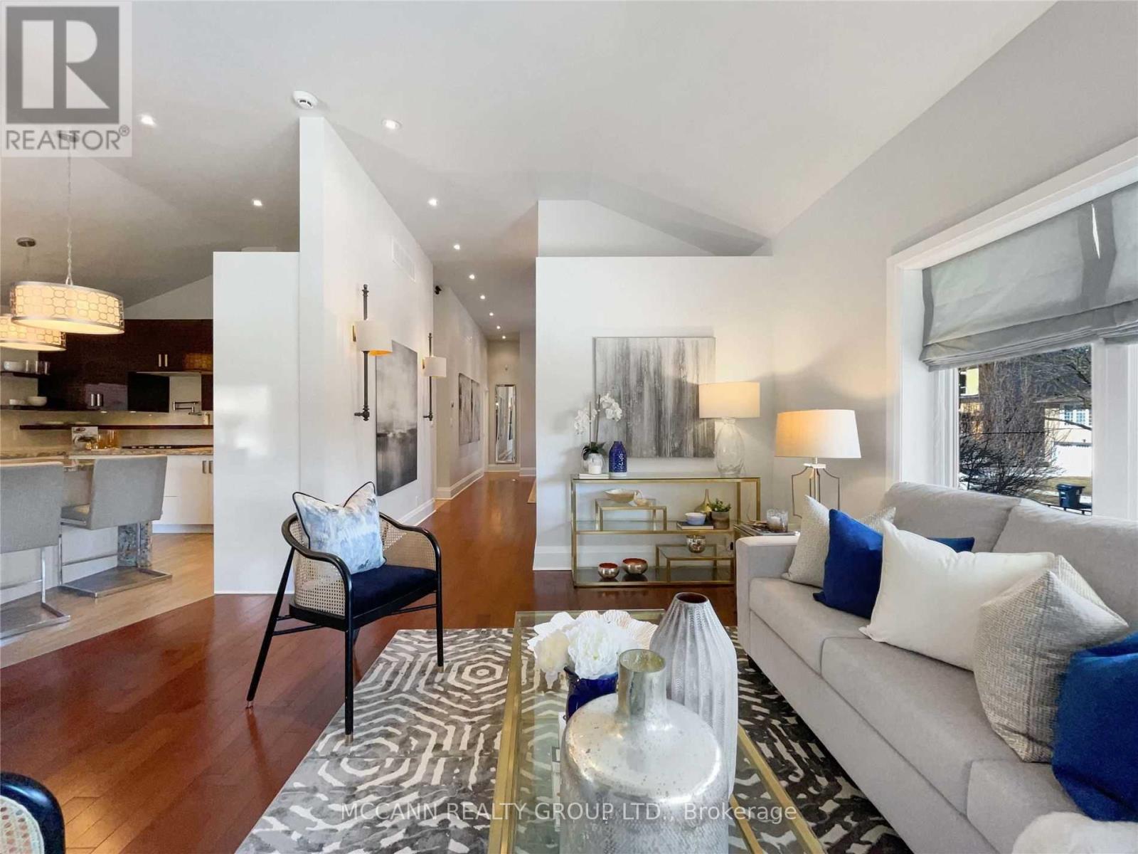 68 Whittaker Crescent, Toronto, Ontario  M2K 1K8 - Photo 5 - C12495640