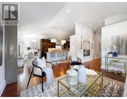 68 WHITTAKER CRESCENT, Toronto, Ontario