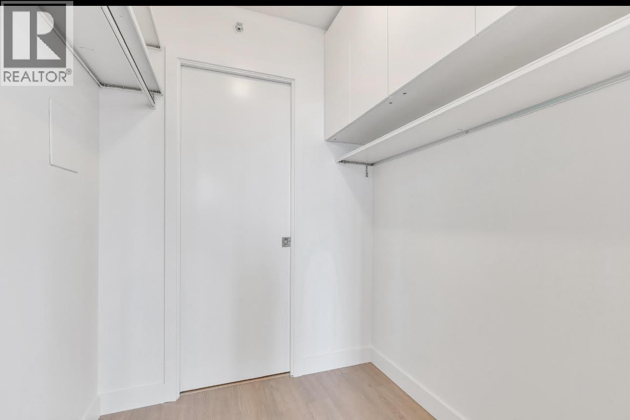 1103 2979 Glen Drive, Coquitlam, British Columbia  V3B 0B2 - Photo 10 - R3034088