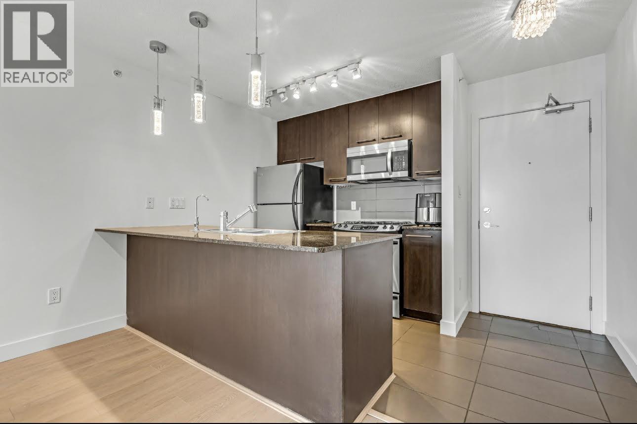 1103 2979 Glen Drive, Coquitlam, British Columbia  V3B 0B2 - Photo 4 - R3034088