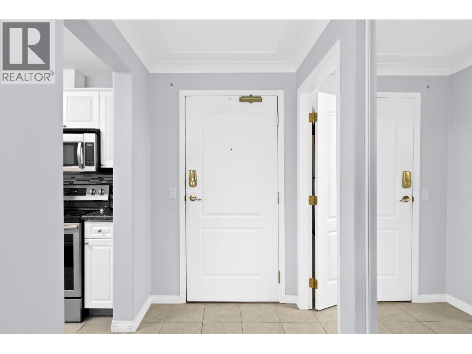 1964 Enterprise Way Unit# 403 Kelowna Photo 14