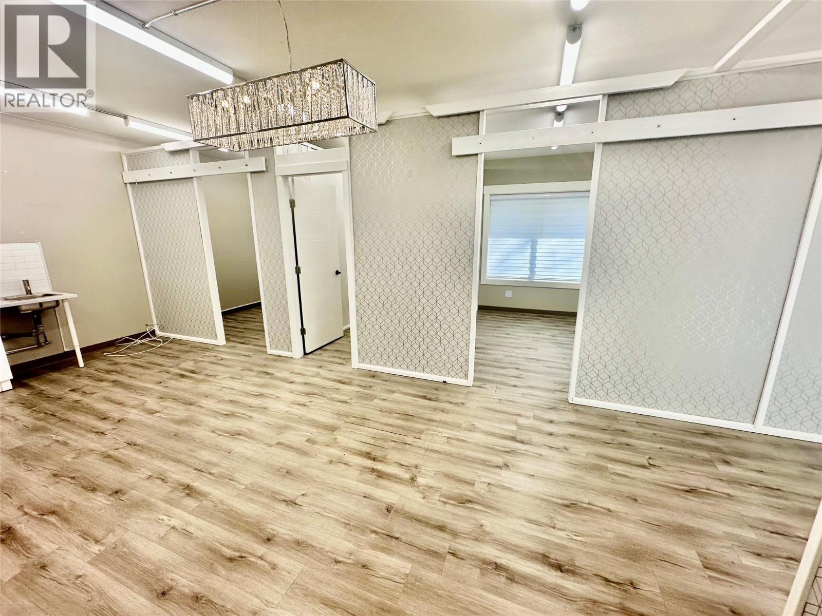 1751 Harvey Avenue Unit# 250, Kelowna, British Columbia  V1Y 6G4 - Photo 2 - 10367066