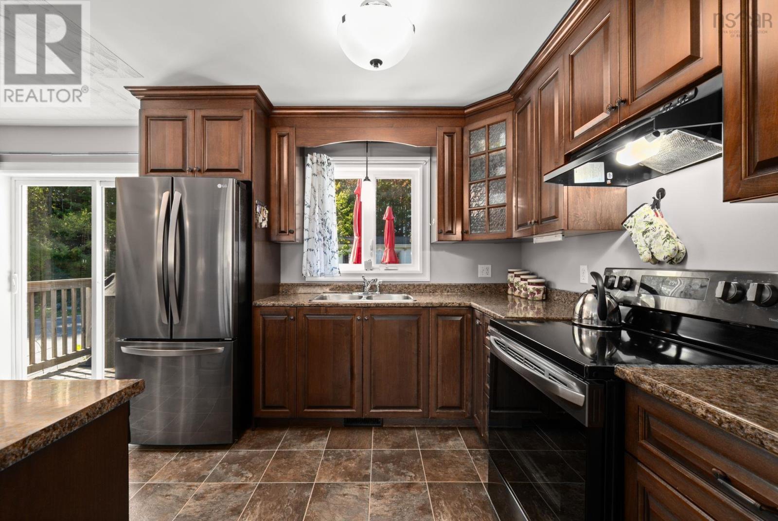 3 Dartmoor Crescent, Bedford, Nova Scotia  B4A 2K4 - Photo 15 - 202526592